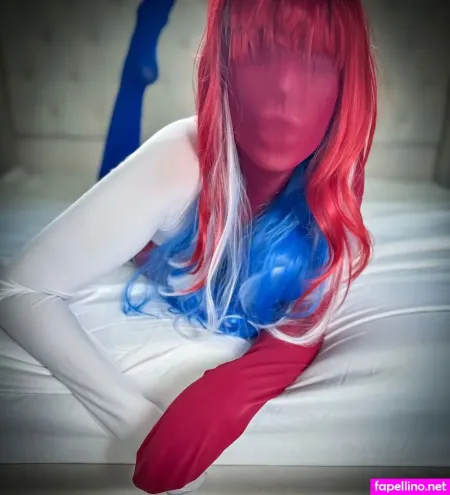 Wrappedinnylon OnlyFans Thumbnail #KLi67GJlkV