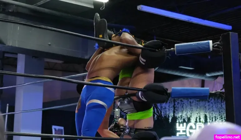 Wren Sinclair OnlyFans Thumbnail #xQaLkDcfAb