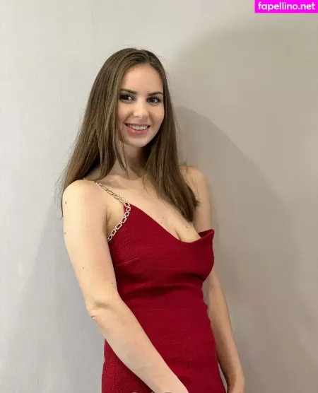 Wrenirene OnlyFans Thumbnail #9cw2usWrjl