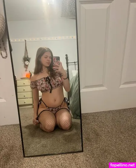 Wubbvivi OnlyFans Thumbnail #3Uhrco05W0