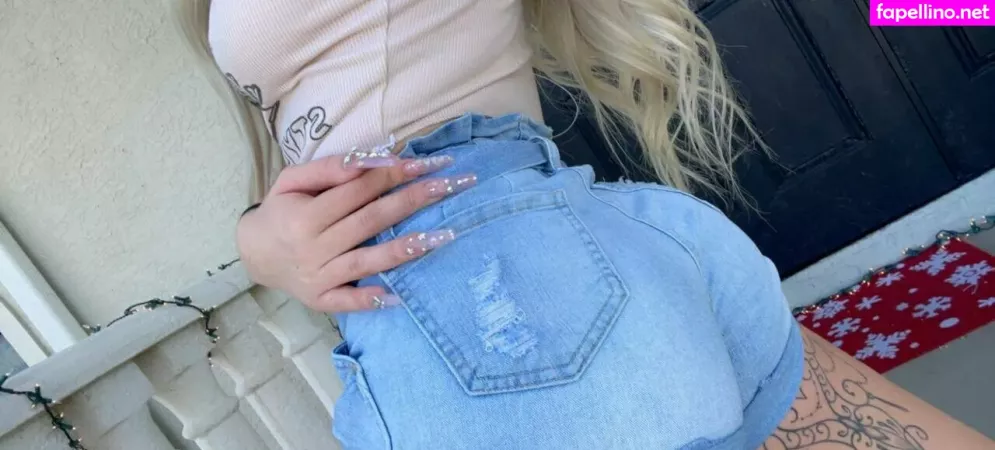 Wydstepsissy OnlyFans Thumbnail #kCkDOQSnVz