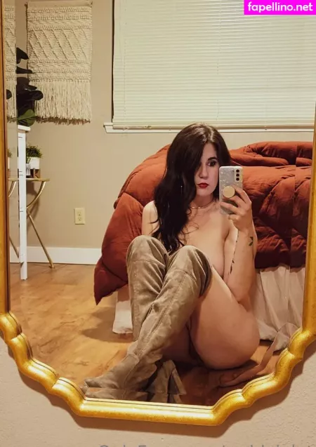 Wyldviolet OnlyFans Thumbnail #AoqLxkXL3v