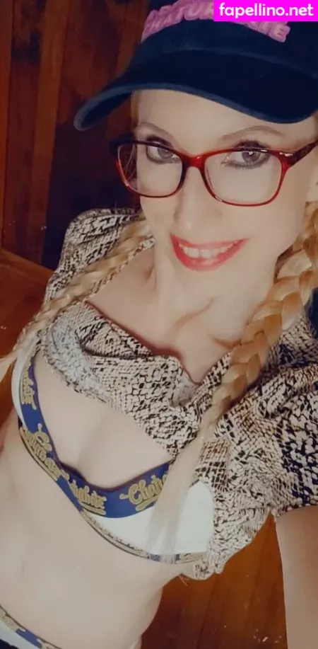 Wynfreya OnlyFans Thumbnail #MXLDgulwYl