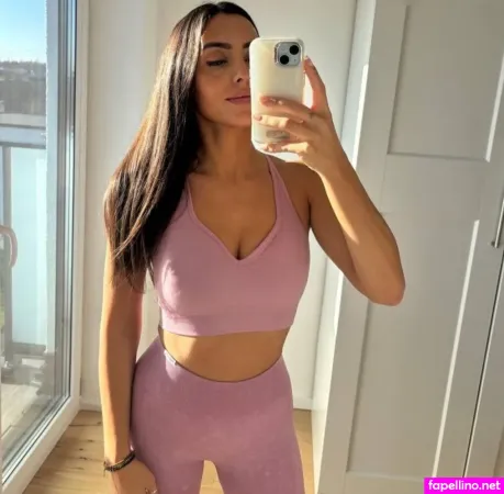 X Adriana OnlyFans Thumbnail #PdrMtb09yf