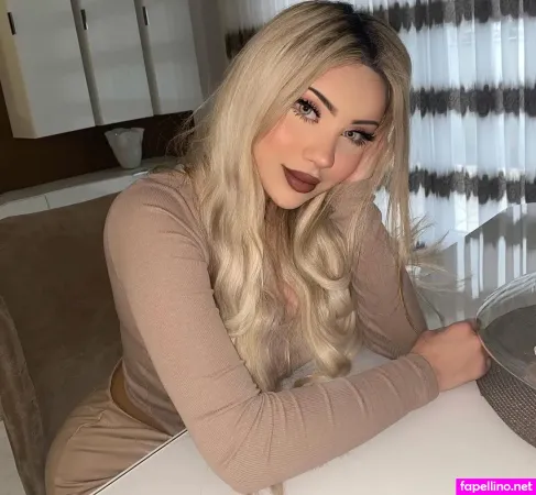 X Bellle X OnlyFans Thumbnail #3XBSTUqSiN