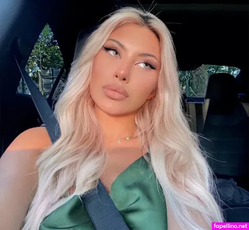 X Bellle X OnlyFans Thumbnail #b5NwwDAIl2