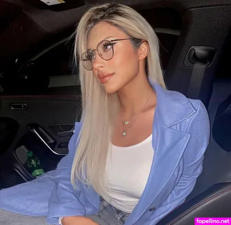 X Bellle X OnlyFans Thumbnail #gTNUXnAF4y