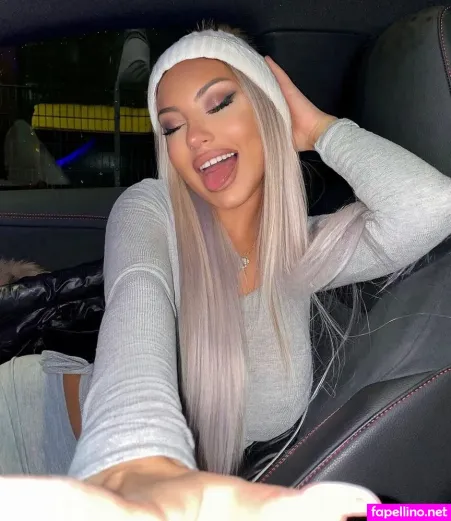 X Bellle X OnlyFans Thumbnail #t48rRUkFE2