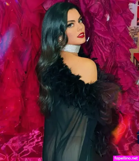 X Burlesque Cast OnlyFans Thumbnail #03yPOO5RNM