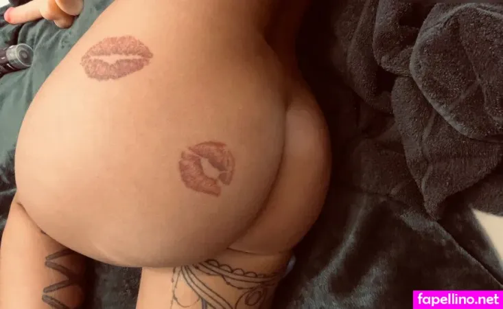 X Lisa X OnlyFans Thumbnail #InRKwlK0nz