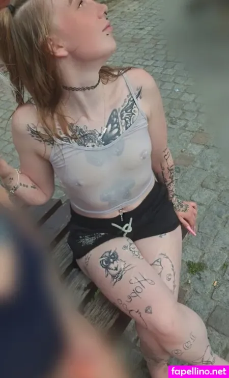 X No Interest X OnlyFans Thumbnail #2WoiroC6In