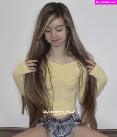 X Snowie X OnlyFans Thumbnail #K4jIM5GYi0