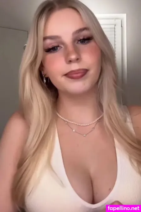 X05miaa OnlyFans Thumbnail #YWr2VcAydP