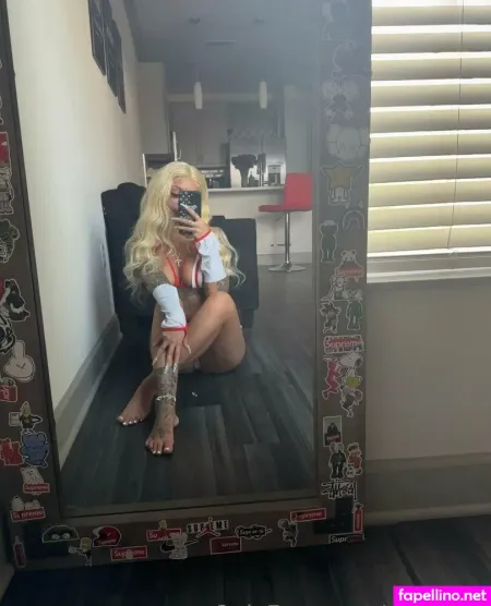 X0alora2 OnlyFans Thumbnail #elxXg3IfKU