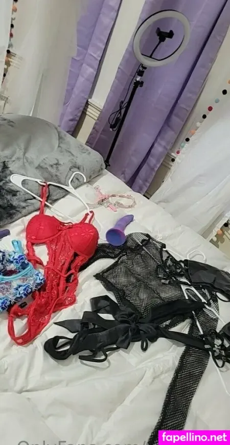 Xabblesx OnlyFans Thumbnail #dZGQxtoPtY