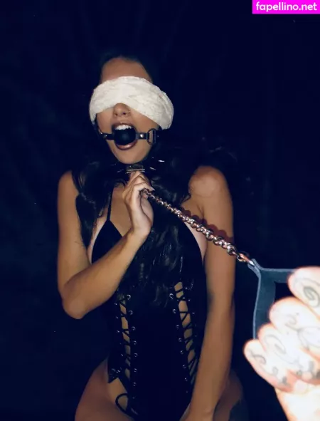 Xavia Brook OnlyFans Thumbnail #qAmZk8CH19