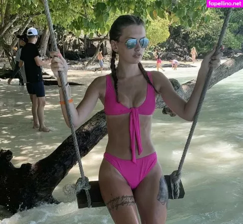 Xavia Brooke 1 OnlyFans Thumbnail #ji79vbyona