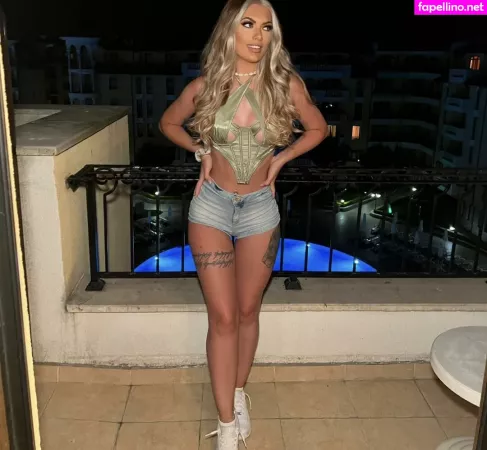 Xavia Brooke 1 OnlyFans Thumbnail #zfBwjPMOUO