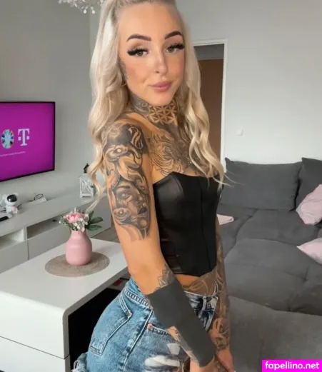 Xbad Xmoni OnlyFans Thumbnail #AaUtl8sXA4