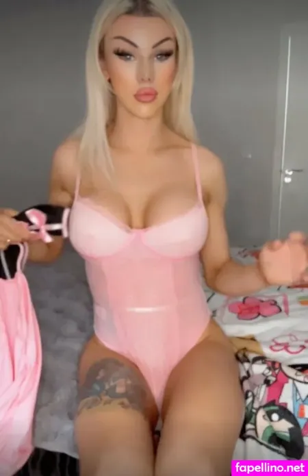 Xbarbie Malibux 1 OnlyFans Thumbnail #dUgKD0Yn9d