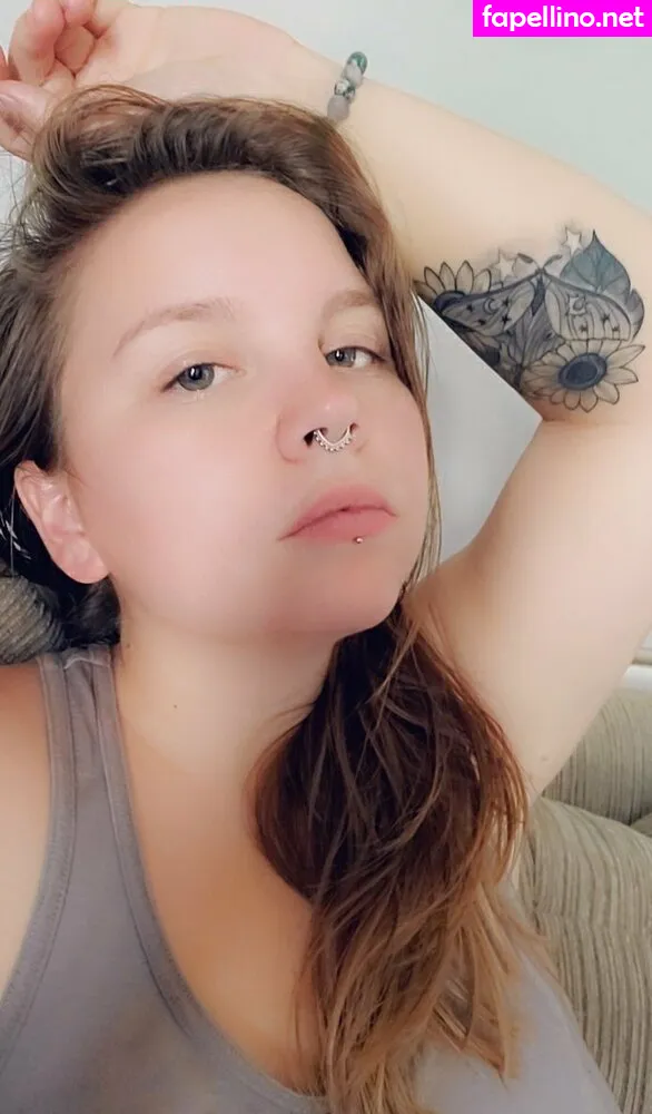 trippydippylittlehippie, xbrattysunflowerx Nude Leaked OnlyFans Photo #uf4GsOYgSA