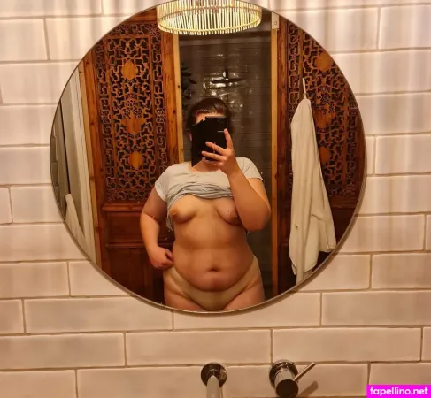 Xbruisedpeach OnlyFans Thumbnail #NJyHZGoy9J