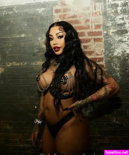 Xclusively Summer OnlyFans Thumbnail #4wokBEDgGm