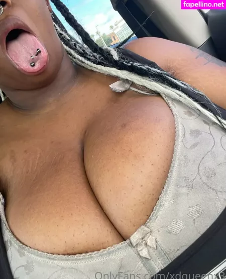 Xdqueenx3 OnlyFans Thumbnail #p4onGDDVcY