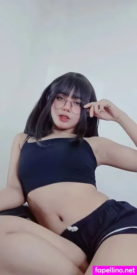 Xelya OnlyFans Thumbnail #63kqJ8S1ho