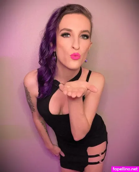 Xenavonkeksdose OnlyFans Thumbnail #JosNNMqA5q