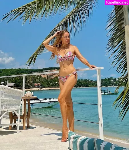 Xenia Seeberg OnlyFans Thumbnail #boCNegnJz3