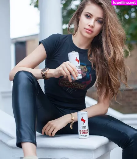 Xenia Tchoumi OnlyFans Thumbnail #1TbsbkRKrP