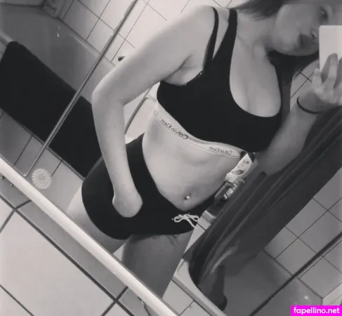 Xenia Tina Marie OnlyFans Thumbnail #faFfadsfy3