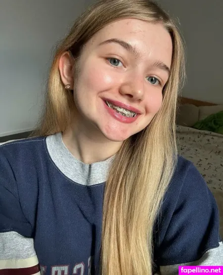 Xenicka OnlyFans Thumbnail #BlmR2f7G1G