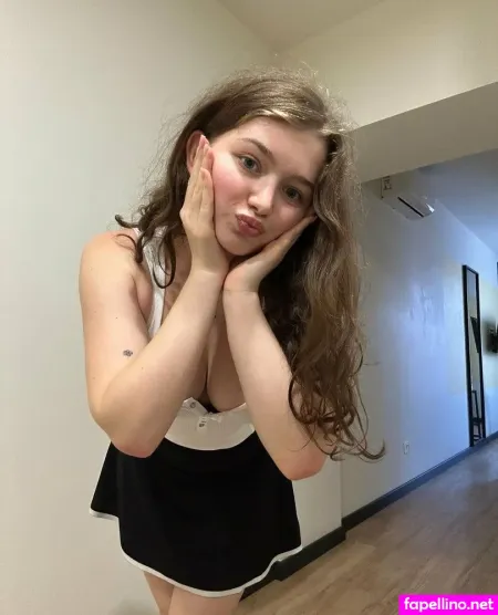 Xenicka OnlyFans Thumbnail #pmUpeEXEAB