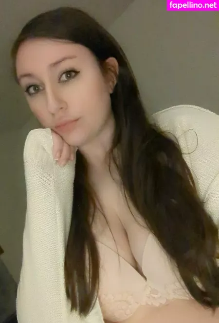 Xerina OnlyFans Thumbnail #25BjIVYwuk