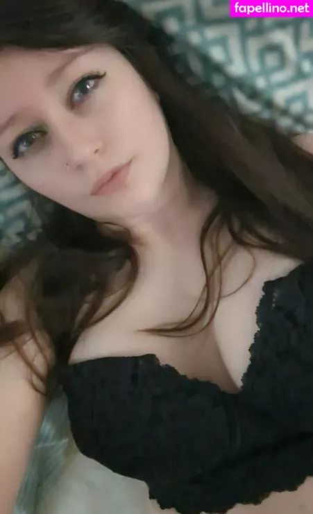 Xerina OnlyFans Thumbnail #gN70w6f4d7