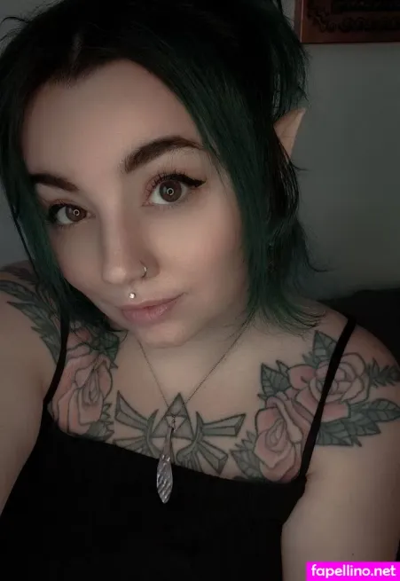 Xferalfaex OnlyFans Thumbnail #2wRd2dfWxJ