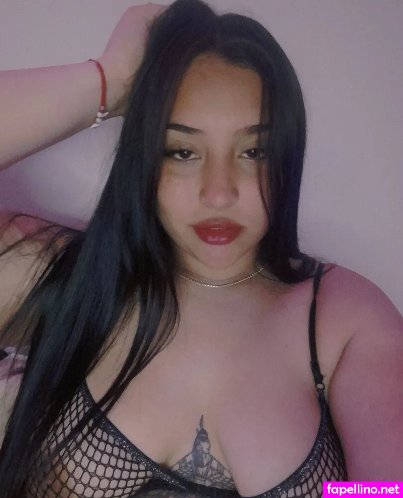 XFREYAAXX, xsarah_amyx Nude Leaked OnlyFans Photo #RoJazmdV6j