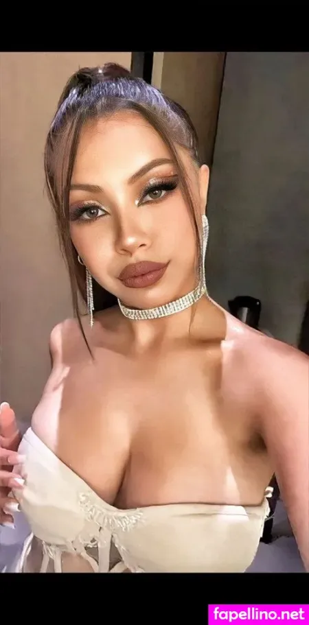 Xfreyaaxx OnlyFans Thumbnail #qRirjPQ8jg