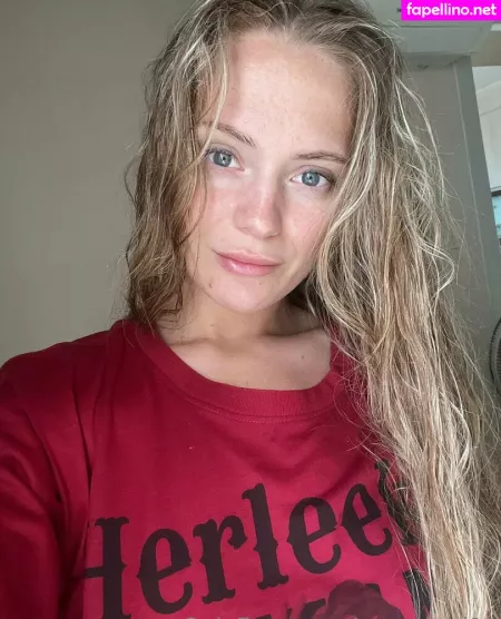 Xgoodgirl1x OnlyFans Thumbnail #OOyVBLLsdc