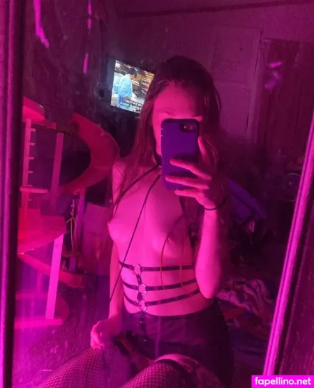 Xgoodxvibesx OnlyFans Thumbnail #obR2KZgLfd