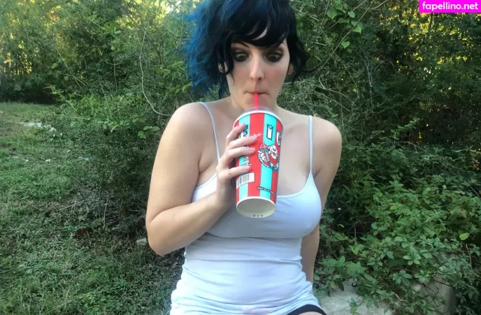 Xheatherbryantx OnlyFans Thumbnail #SBqJJ9BUC5