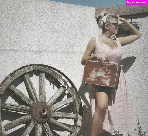 Xhulia Nio OnlyFans Thumbnail #4XcyXtcSW9