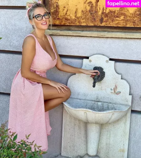 Xhulia Nio OnlyFans Thumbnail #iOOcDLlx5a