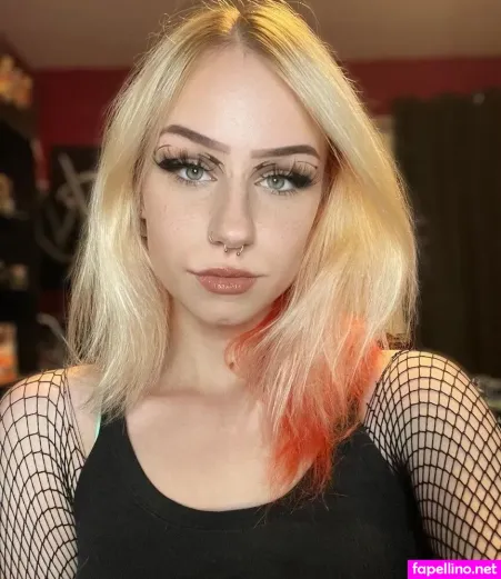 Xhxllgirl Main Profile Photo