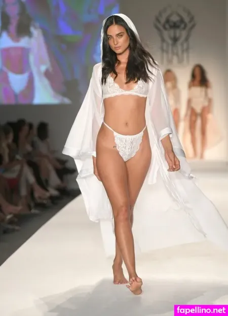 Xian Mikol OnlyFans Thumbnail #XzTFoLepWd