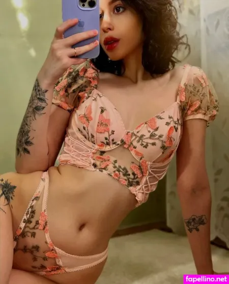 Xiaoxwu OnlyFans Thumbnail #IRQRMrj8zF