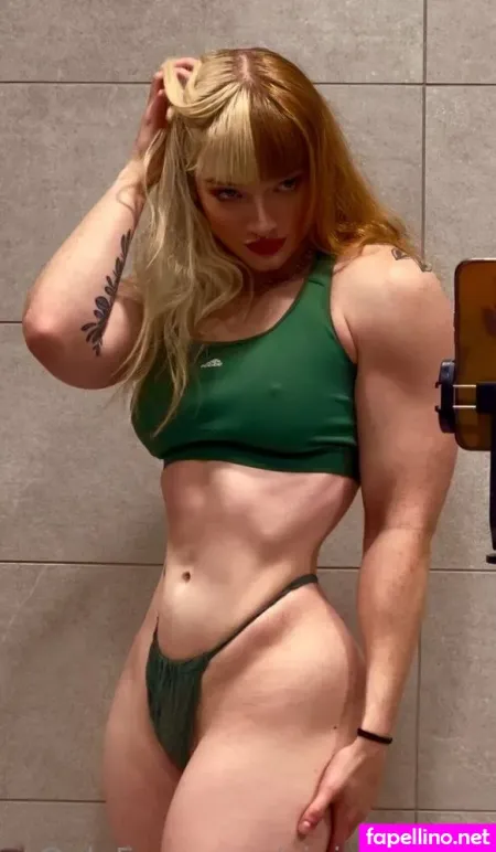 Xinia Official 1 OnlyFans Thumbnail #4CJYIgeMei