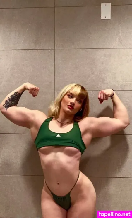 Xinia Official 1 OnlyFans Thumbnail #uE0RAIH80y